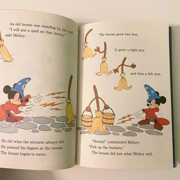 Vintage 1973 The Sorcerers Apprentice Disney World of  Reading Book HC - Picture 11 of 16